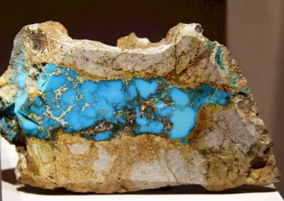 Blue minerals are rare, and that is why turquoise captures attention in the gemstone market