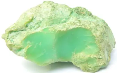 The darker the color of the jade, the higher its value and price