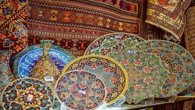 Islamic lands, despite the diversity in customs and culture, each has formed a unique artistic heritage, which is collectively known as Islamic art