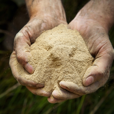 خاک رس چیست و چگونه تولید می شود؟